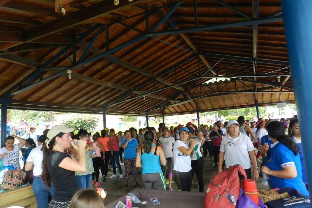 Aproximadamente cerca de 1.700 docentes de los 18 municipios de la provincia de Guanentá participaron de esta integración, la cual se celebra un año más en Mundo Guarigua de Cajasan. (Foto: Ana Rojas /VANGUARDIA LIBERAL)