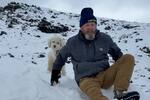 LouLou, la perrita que sobrevivió más de 50 horas en la nieve tras avalancha en Alaska: así fue su rescate