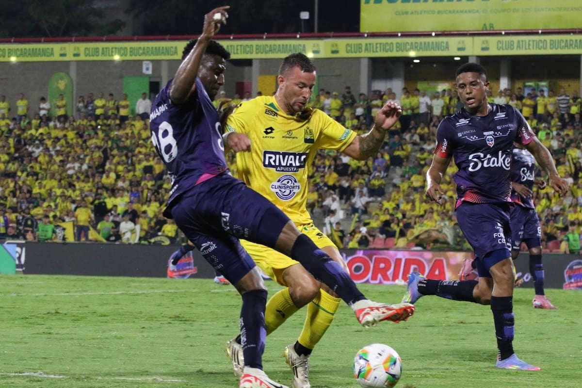 Luciano Pons evaluó la presentación de Atlético Bucaramanga contra Fortaleza, por la tercera fecha de la Liga BetPlay II de 2025. Foto: Jaime Moreno.