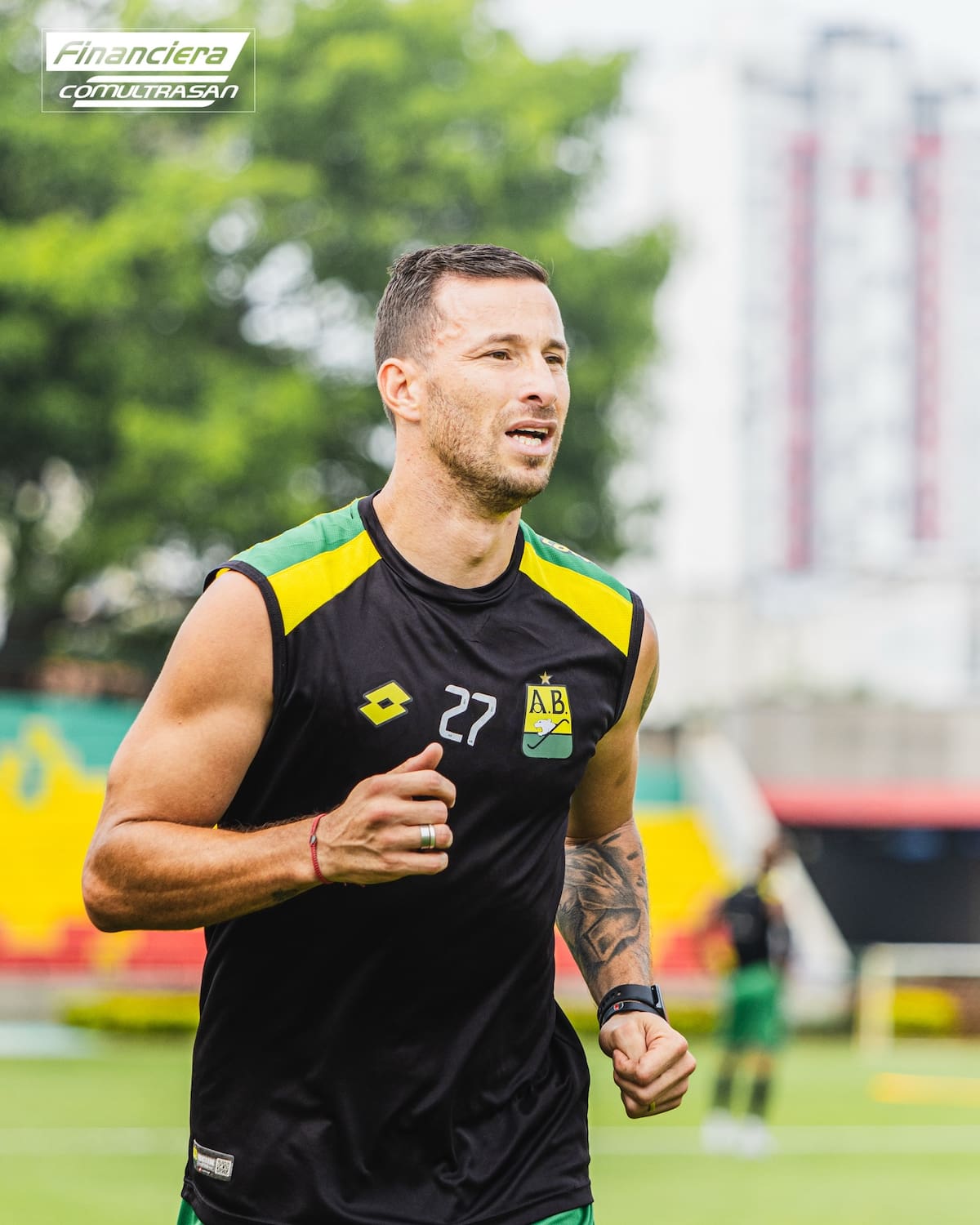 Luciano Pons sufre una molestia física que lo deja al margen de Atlético Bucaramanga. Foto: cortesía Atlético Bucaramanga.