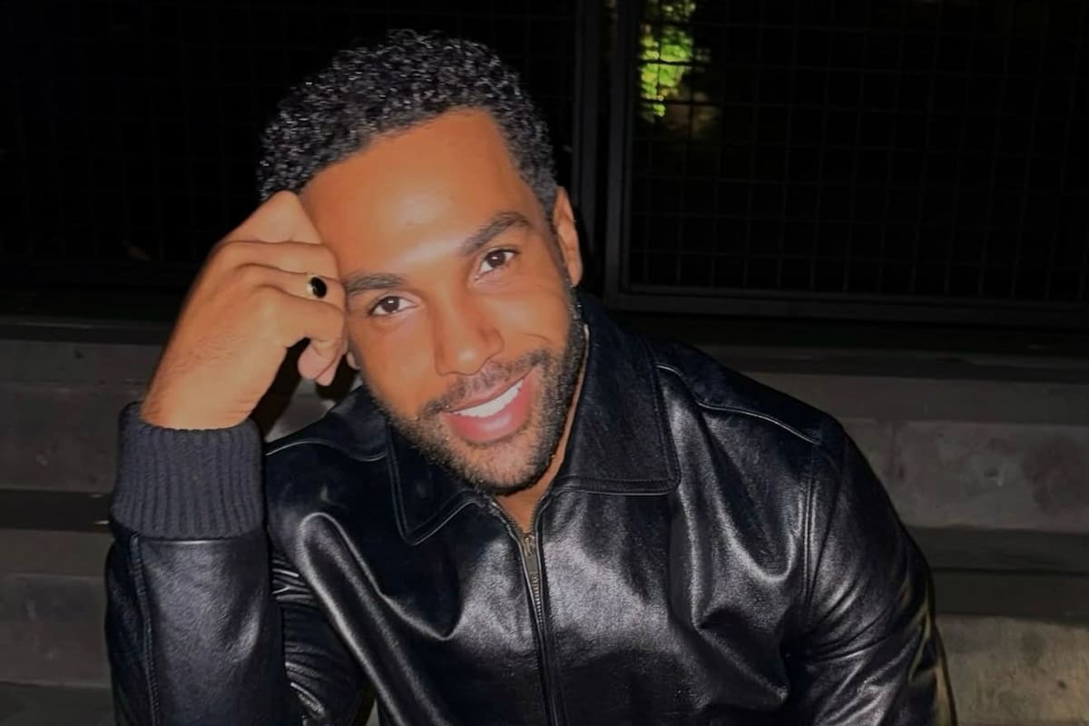 Lucien Laviscount, actor británico reconocido por su papel en Emily in Paris, ha ganado proyección internacional tras confirmarse su relación con Shakira.
Foto tomada de : Instagram de Lucien
