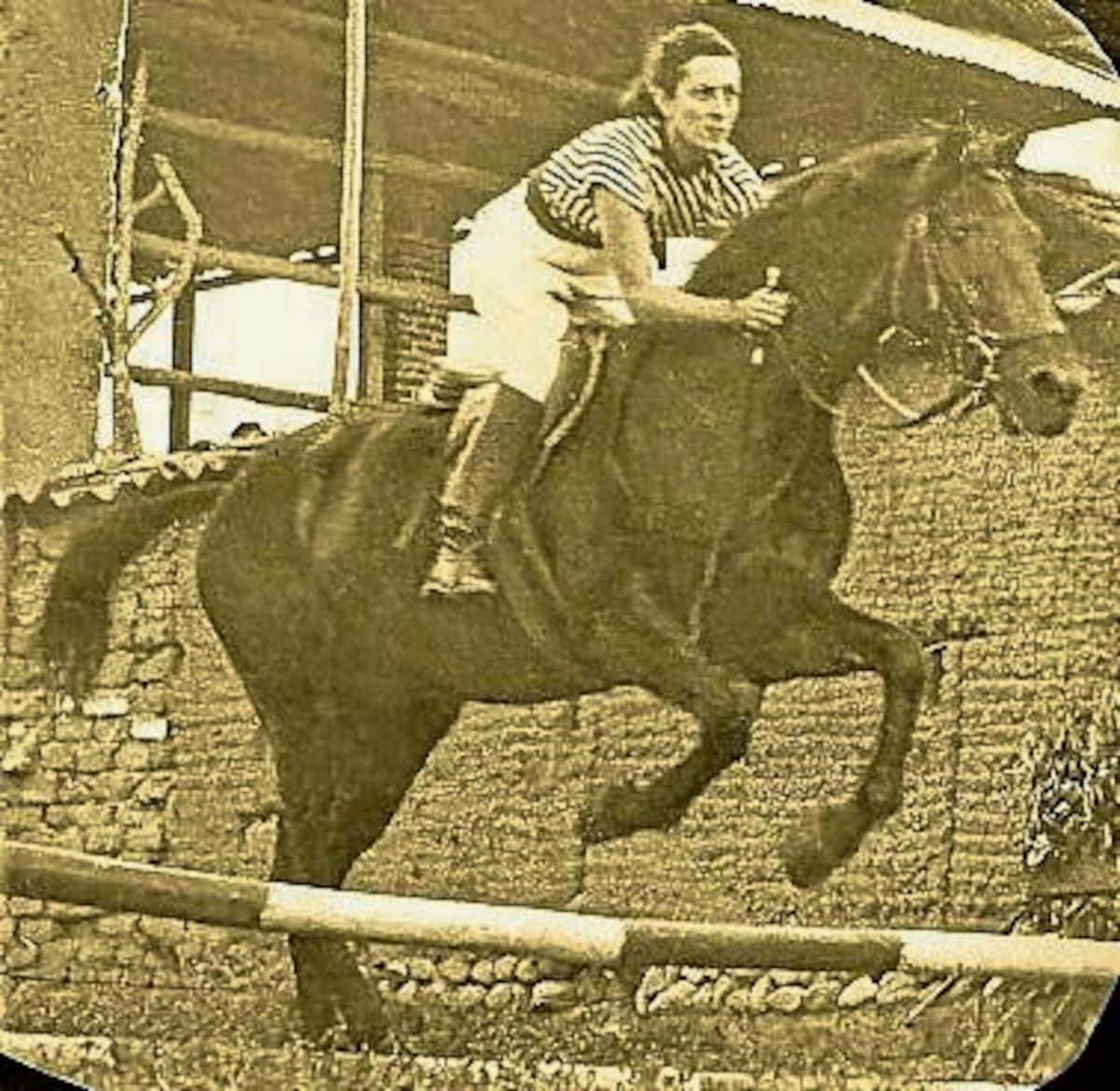 En el Club Hípico Río de Oro, 1953. Foto suministrada/VANGUARDIA