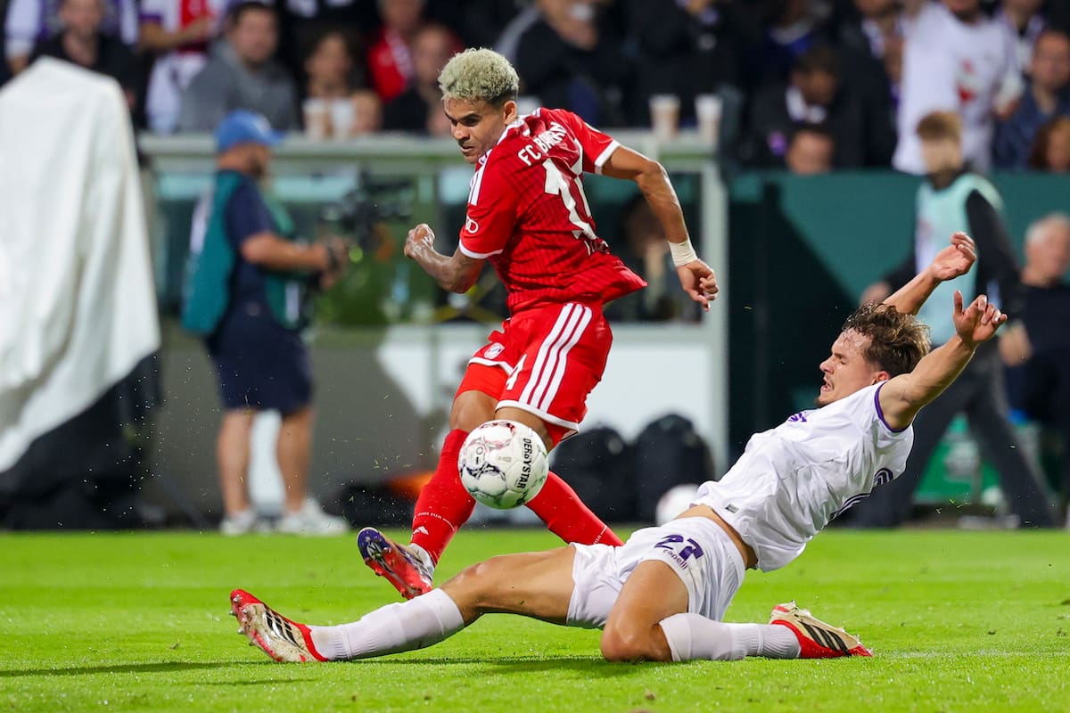 Luis Díaz tuvo un regular partido en su debut por la Copa de Alemania ante el VfL Osnabrück. //Foto, EFE: CHRISTOPHER NEUNDORF