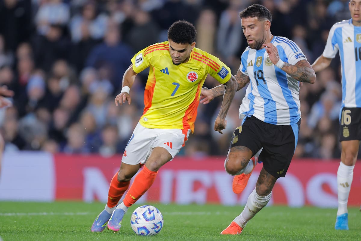 Luis Díaz fue el mejor jugador del partido entre Argentina y Colombia. //Foto, EFE: Juan Ignacio Roncoroni