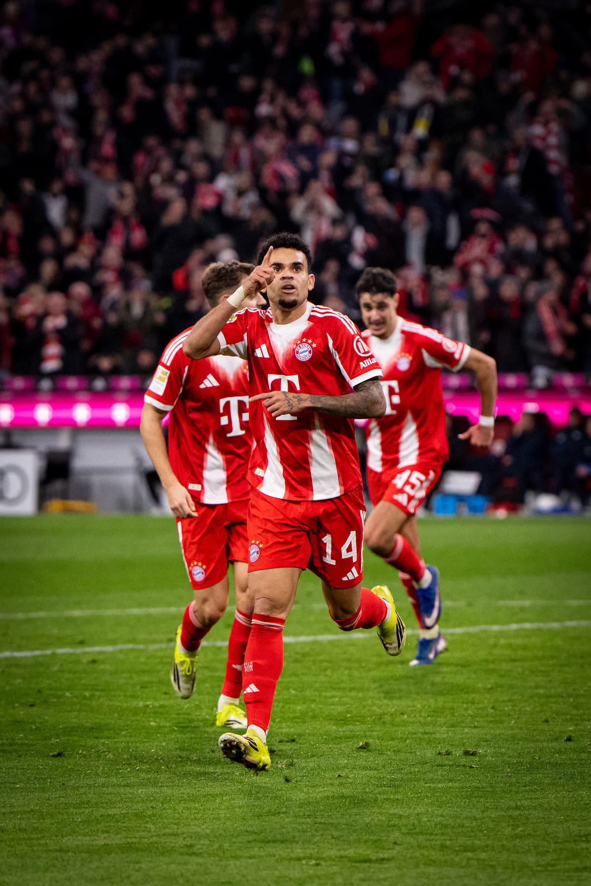 Luis Díaz cumple con su mejor temporada en Europa, con el poderoso Bayern Múnich de Alemania. Foto: Bayern Múnich.