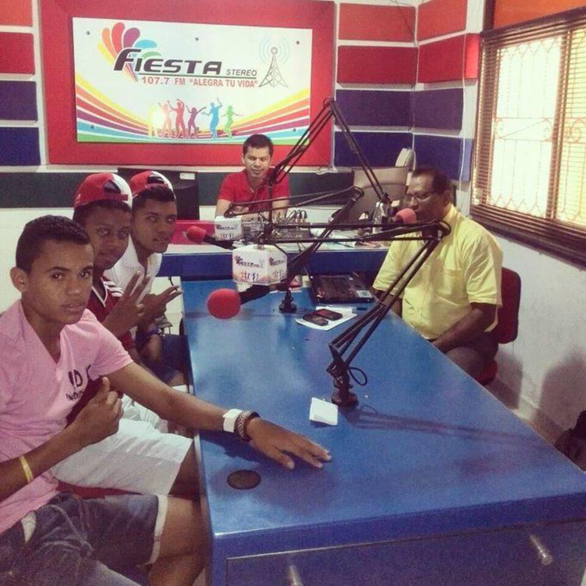 Luis Díaz, de vender rifas para poder jugar, a brillar en el fútbol europeo.