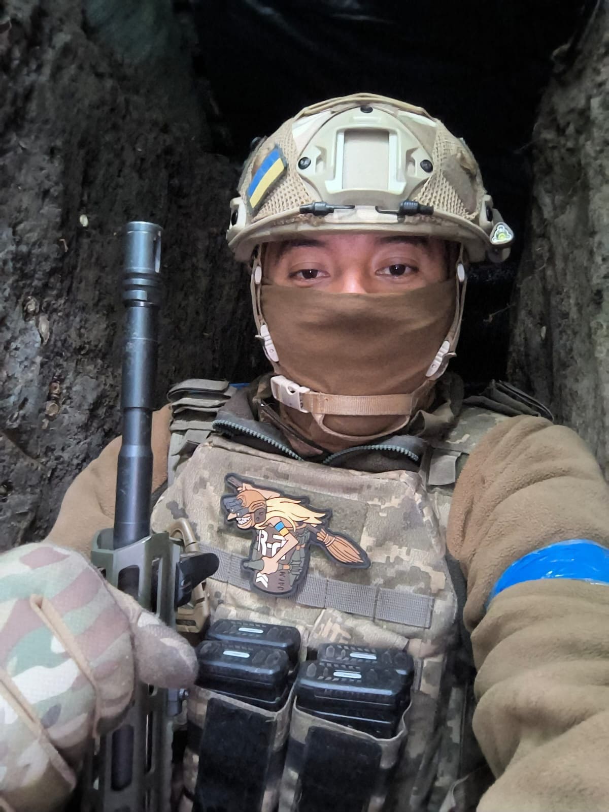 Luis Gómez, expiloto de la Policía colombiana, enfrentó drones, temperaturas extremas y ataques durante su permanencia en Ucrania.