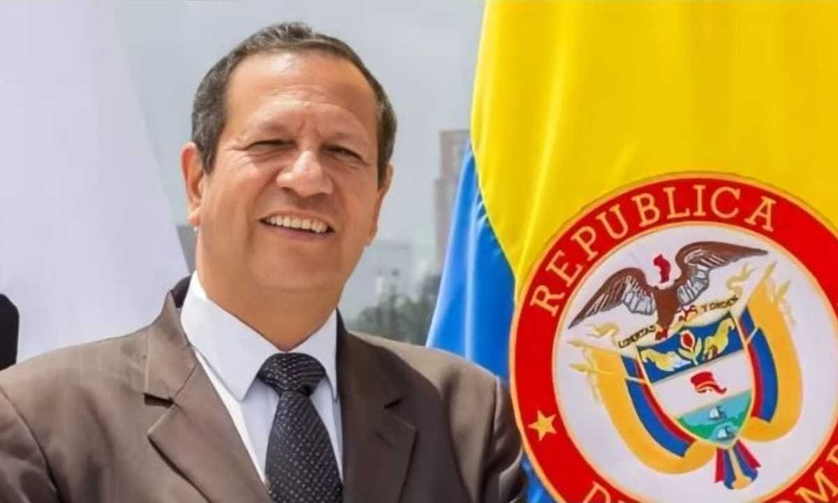 Luis Guillermo Pérez, exmagistrado del CNE y miembro del Pacto Histórico, presentó la demanda.