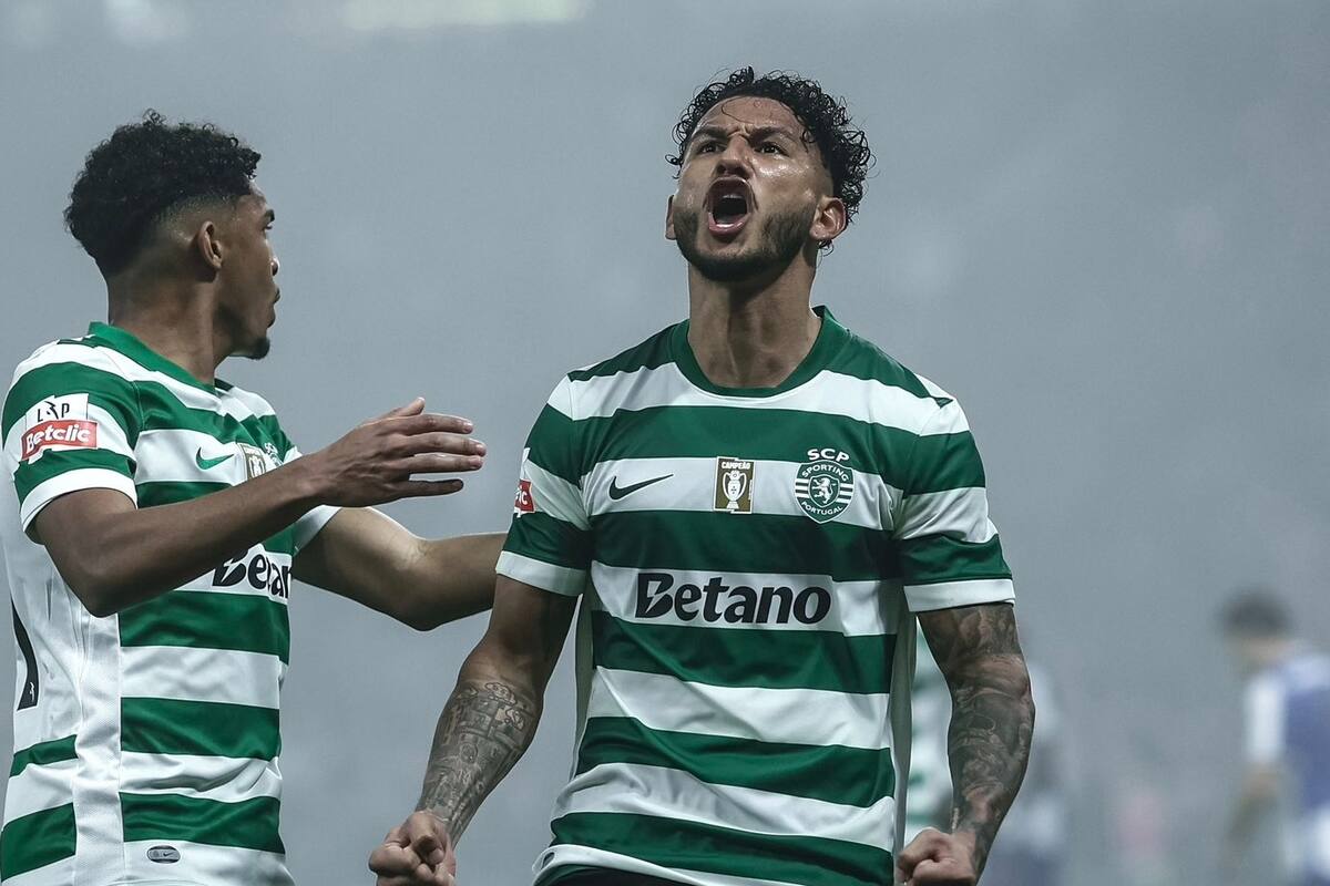 Luis Javier Suárez, elegido mejor jugador del mes en Portugal:¿preocupa su rodilla en el Sporting?. Foto: @SportingCP