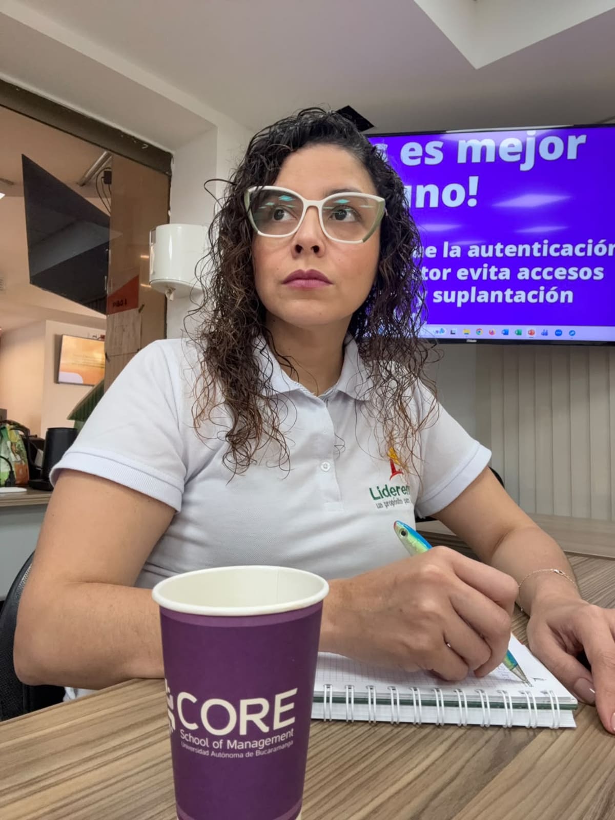 Magally Tarazona impulsa en Santander una escuela de liderazgo político para llevar a más mujeres a espacios de decisión. Foto suministrada/VANGUARDIA