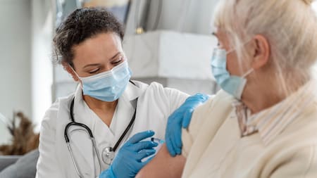 La vacunación también es asunto de adultos