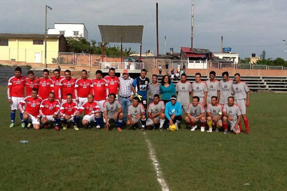 Mañana se realiza en Guavatá la final del torneo de fútbol de veteranos. También habrá un encuentro femenino entre Guavatá y Jesús María. (Foto: Suministrada/VANGUARDIA LIBERAL )