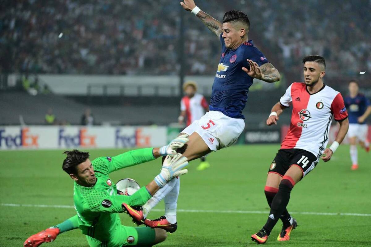 El Manchester United cayó 1-0 en su visita al Feyenoord, ayer, en el inicio de la Liga Europa, en una jornada donde Inter de Milán también se vio sorprendido. (Foto: AFP / VANGUARDIA LIBERAL)