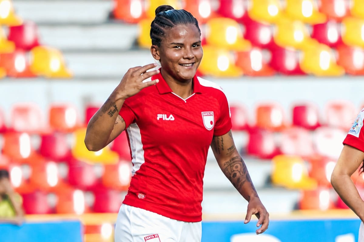 Manuela González es nueva jugadora de Independiente Santa Fe, para disputar la Copa Libertadores. Foto: creada con Inteligencia Artificial.
