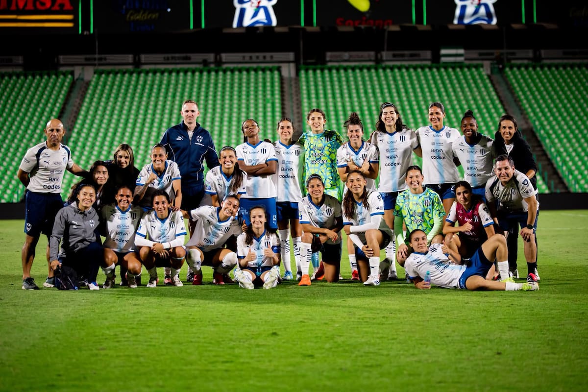 La colombiana Marcela Restrepo convirtió un golazo olímpico en la Liga mexicana. Foto: Monterrey.