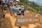 Dos docentes afectados y decenas de familias desplazadas por enfrentamientos en el sur de Bolívar
