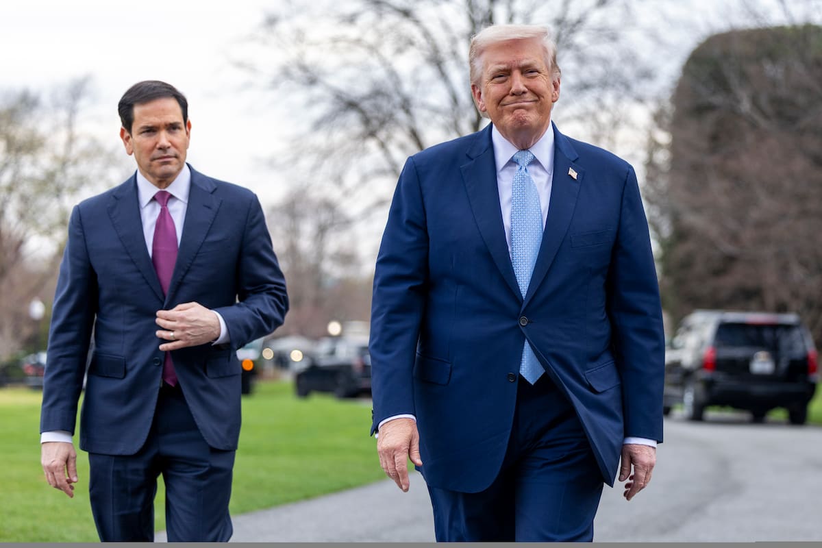 Presidente de Estados Unidos, Donald Trump y el secretario de Estado, Marco Rubio. //EFE - SHAWN THEW.