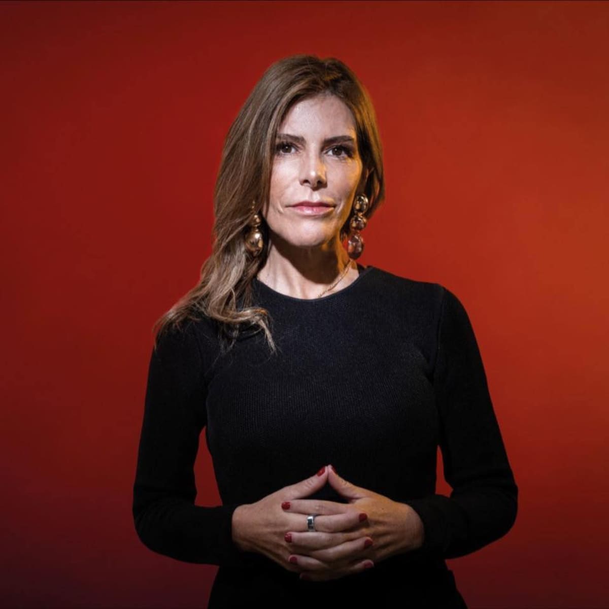 3. La autora María Carolina Hoyos Turbay fue hermana de Miguel Uribe Turbay, un vínculo marcado por la cercanía familiar y por una historia compartida atravesada por el dolor. Fotos perfil de Facebook/VANGUARDIA