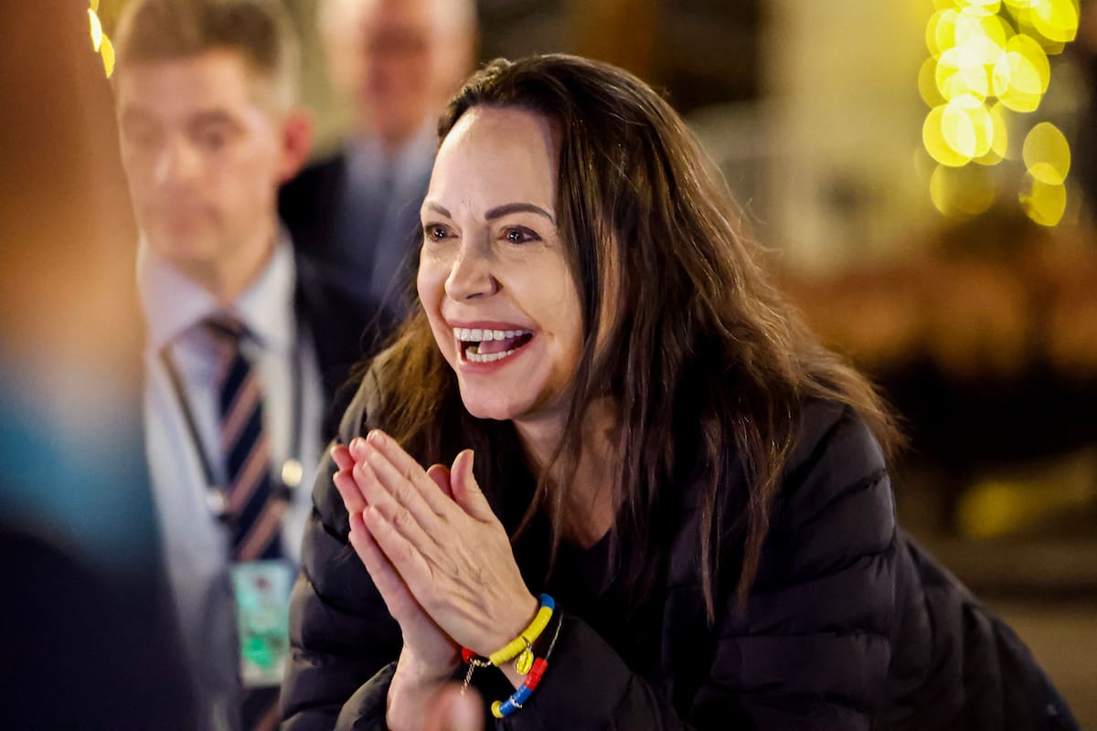 María Corina Machado agradece a Donald Trump por la caída de Nicolás Maduro y prepara su retorno.
