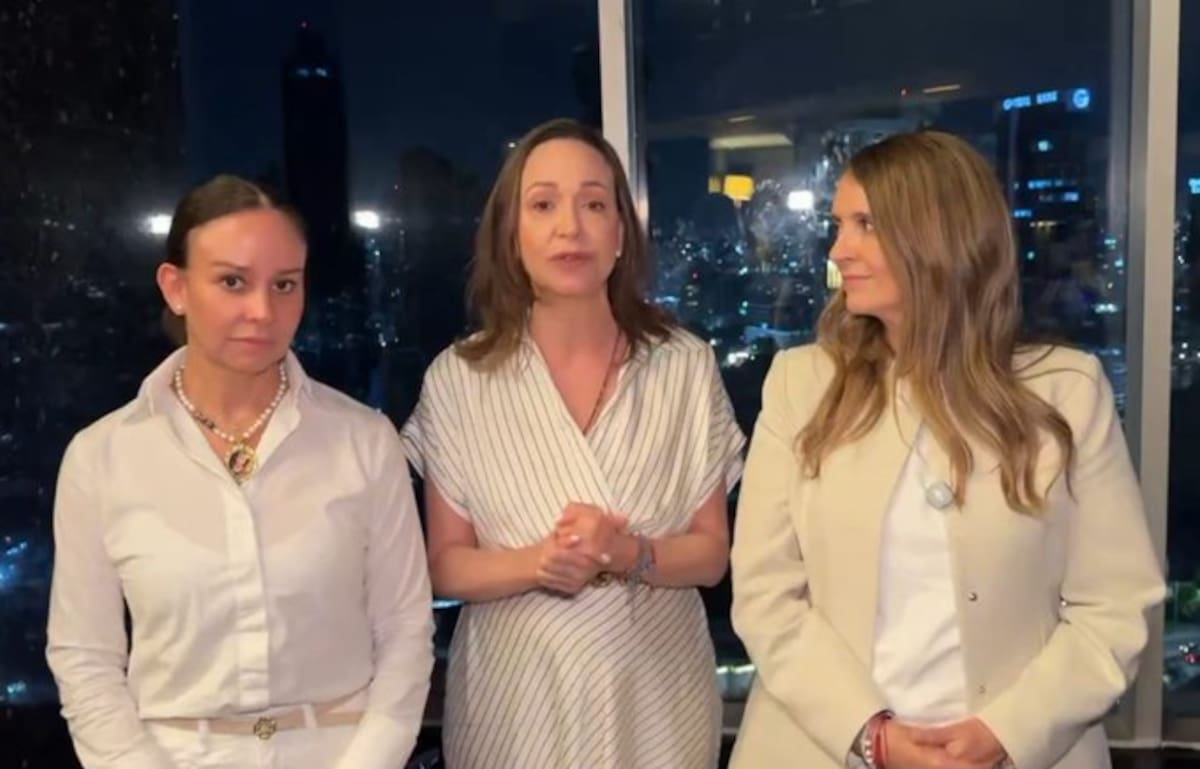 María Corina Machado se reunió con la candidata Paloma Valencia y la viuda de Miguel Uribe.