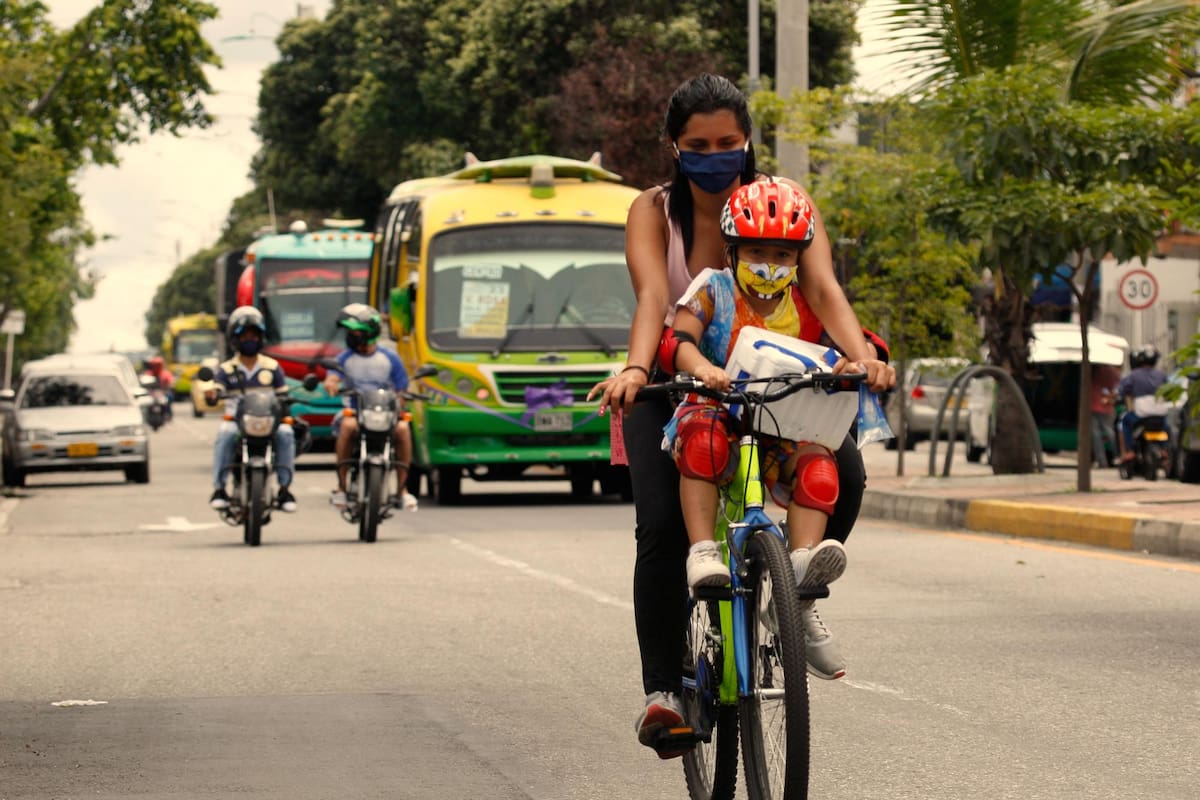 La Alcaldía de Bucaramanga confía en que este instrumento técnico permitirá marcar los pasos hacia una nueva movilidad en Bucaramanga. (Foto: Marco Valencia / VANGUARDIA)