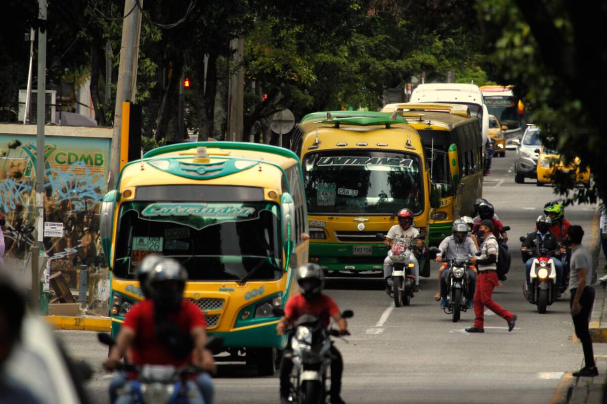 Para las empresas de transporte movilizar a un pasajero, en época de pandemia, está costando unos $4.250 y solo se cobra $2.550. (Foto: Marco Valencia / VANGUARDIA)