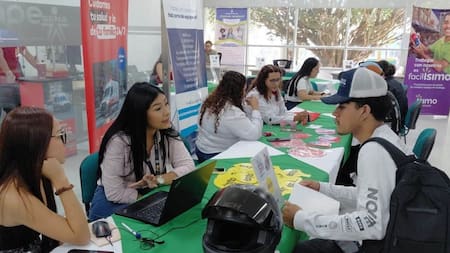 ¿Buscando trabajo? Más de 2.500 vacantes se ofertarán en feria de empleo en Bucaramanga y Barrancabermeja