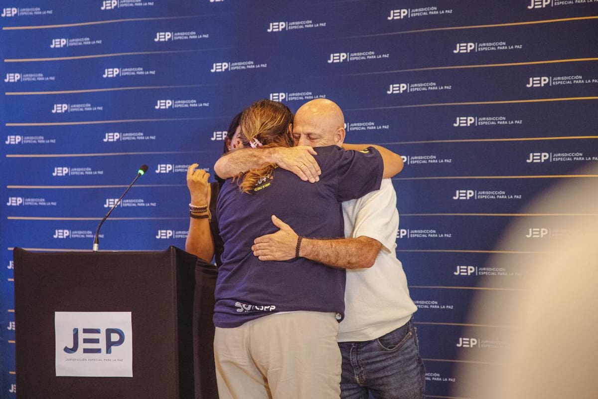 El exsenador también cuestionó los tiempos de la JEP y pidió que avance en los procesos pendientes para cumplir con la tarea para la que fue creada.// JEP