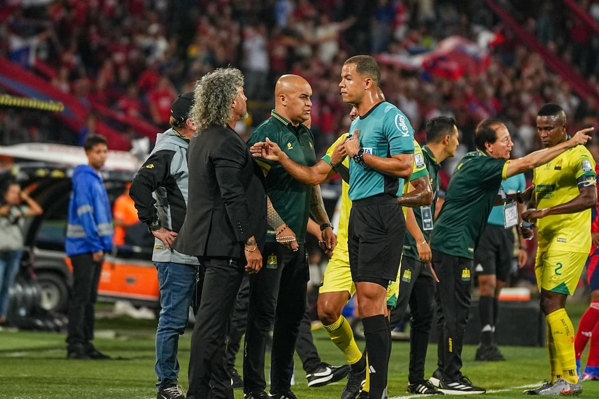 Independiente Medellín y Atlético Bucaramanga protagonizaron un entretenido partido en la novena fecha de la Liga BetPlay I de 2026. Foto: David Jaramillo.