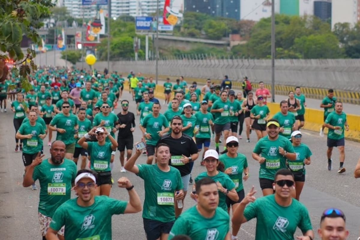 Este domingo 21 de diciembre se cumple la Media Maratón Ciudad Bonita, que provocará cierres viales en diferentes sectores de Bucaramanga. Foto: Alcaldía de Bucaramanga.