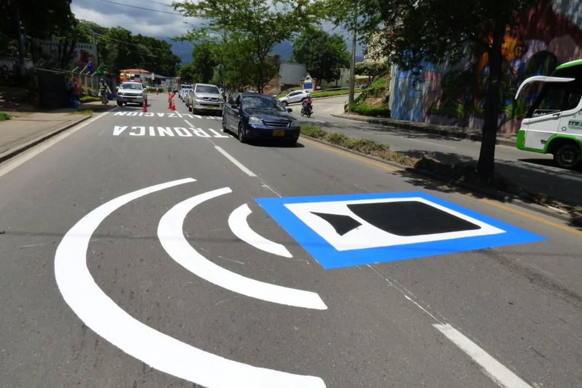 Durante los próximos días anuncian señalización de las demás cámaras de fotomultas; en algunos casos, dado el gran flujo vehicular, se realizará de noche. (Foto: Suministrada / VANGUARDIA LIBERAL)