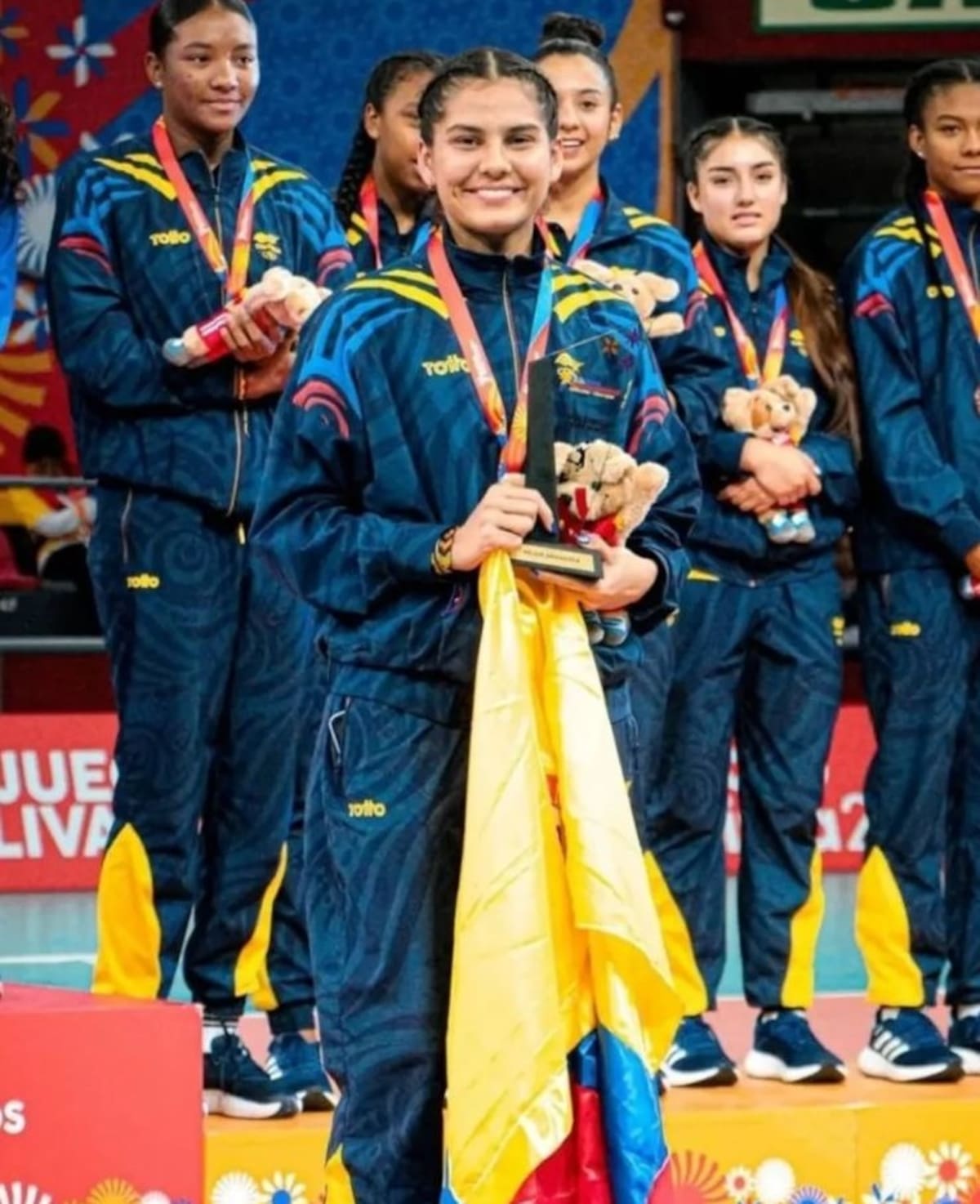 Melanie Gallego fue llamada a la Selección Colombia y desde entonces no ha dejado de demostrar que el talento santandereano también juega voleibol. / Suministrada