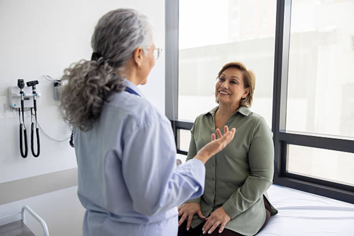 Menopausia y empleo: el efecto oculto que podría llevar a miles de mujeres a perder oportunidades laborales.