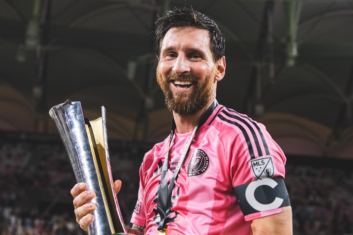 Messi marcó su gol número 100 con Inter Miami, al convertir de cabeza tras una asistencia de Luis Suárez. /FOTO: Inter Miami