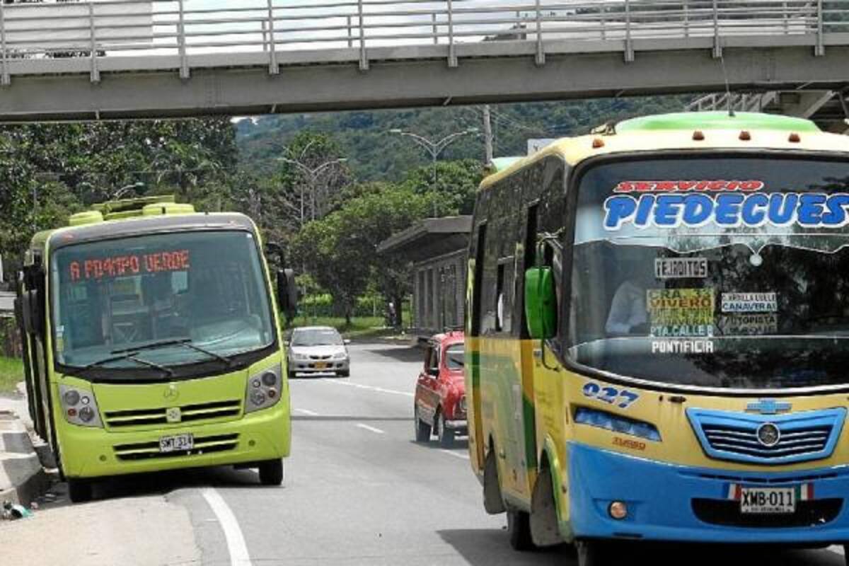 Ante caos de movilidad, Metrolínea deberá recurrir a buses convencionales (Foto: Archivo/VANGUARDIA LIBERAL)