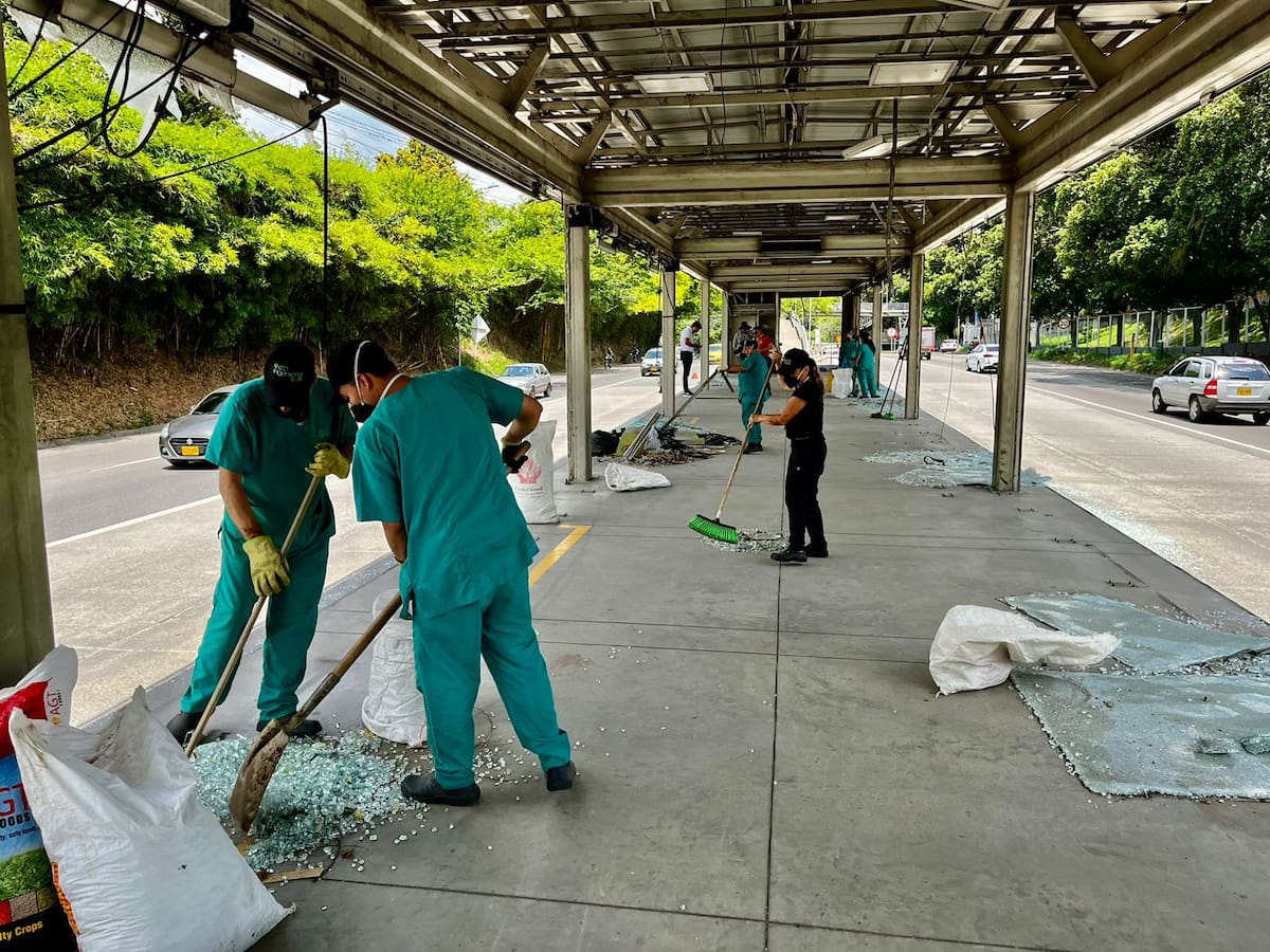 Campo Alegre y La Españolita (Piedecuesta), y La Estancia (Floridablanca) fueron las estaciones que resultaron afectadas tras los más recientes ataques.