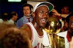 ¡Vale una fortuna! La camiseta de Michael Jordan que será subastada y puede romper un récord