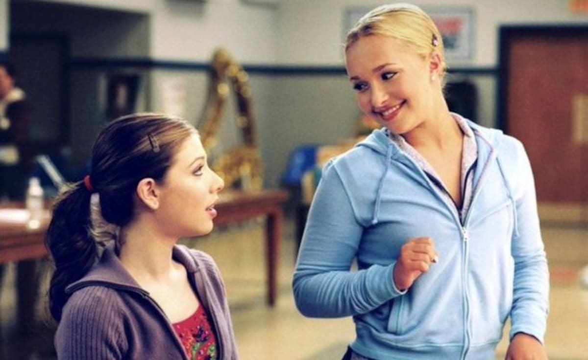 Michelle Trachtenberg y Hayden Panettiere murieron ambas con un año de diferencia entre sí y ambas actrices protagonizaron Ice Princess de Disney y ambas murieron a una edad muy joven.