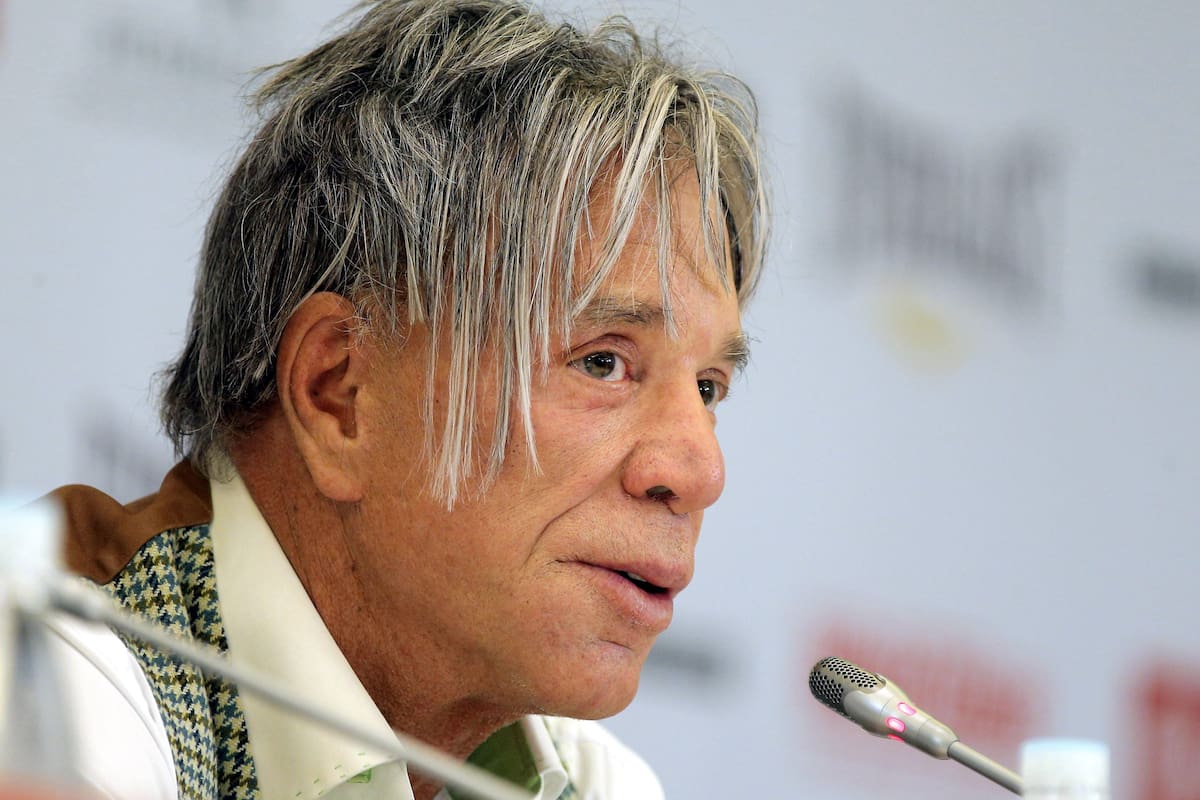 Imagen de archivo del actor y boxeador estadounidense Mickey Rourke. EFE/Maxim Shipenkov