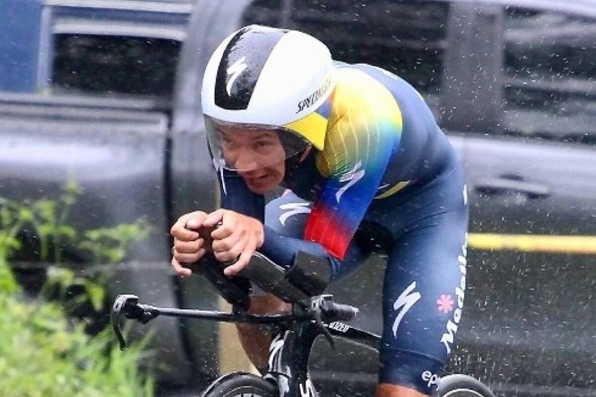 Miguel Ánge López, ciclista colombiano.