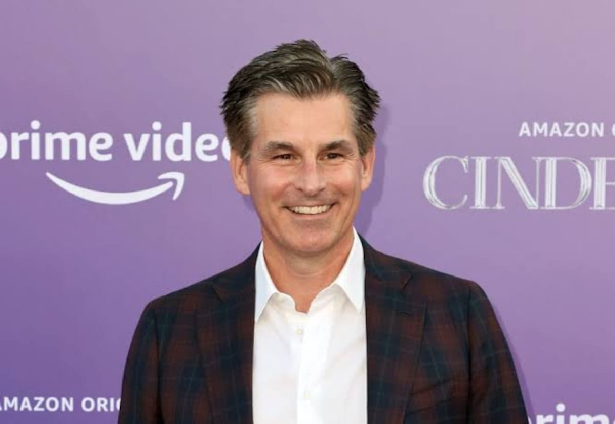 Mike Hopkins, vicepresidente sénior de Prime Video y Amazon Studios, asiste al estreno en Los Ángeles de "Cenicienta" de Amazon Studios en el Greek Theatre el 30 de agosto de 2021 en Los Ángeles, California. Kevin Winter/Getty Images