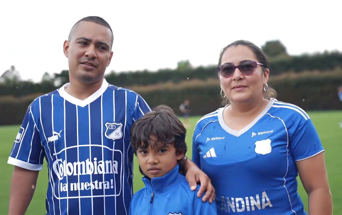Un niño de ocho años viajó durante más de 22 horas por carretera desde Puerto Asís, Putumayo, hasta Bogotá para ver el partido entre Millonarios y Once Caldas. /FOTO: Millonarios FC