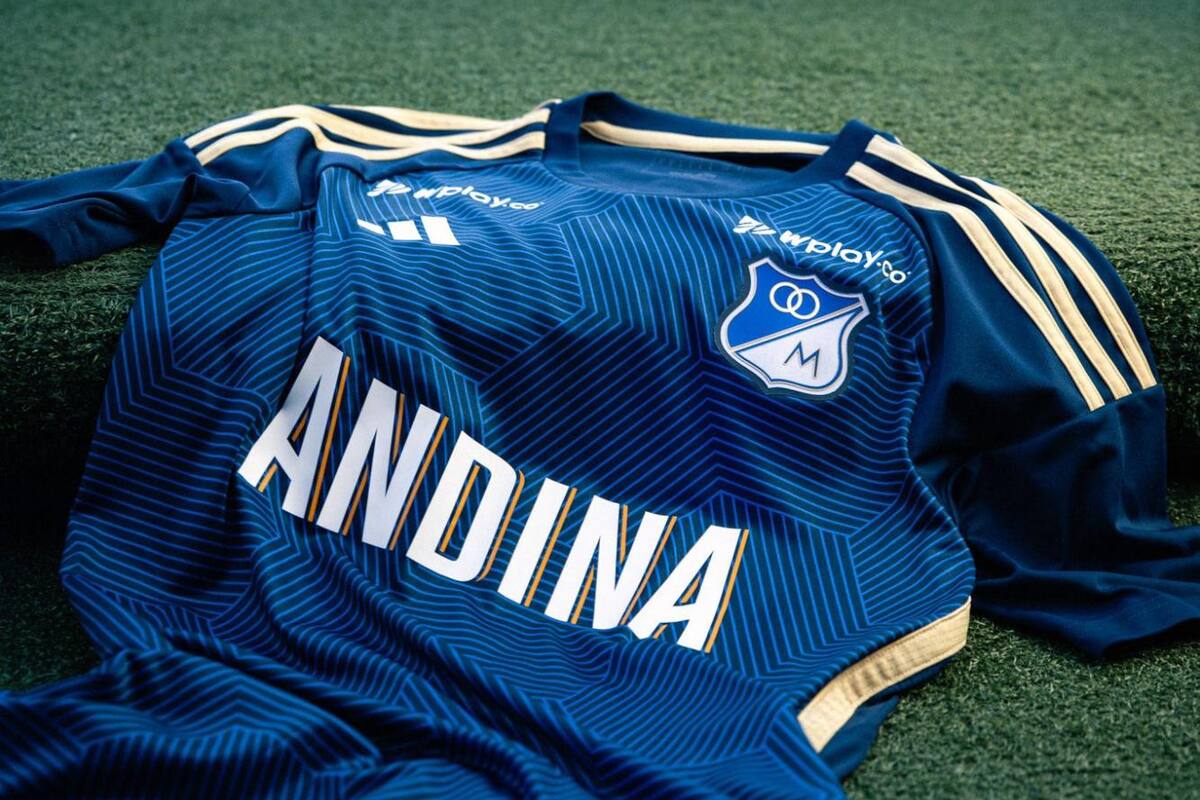 Millonarios presentó su nueva camiseta para la temporada 2024.