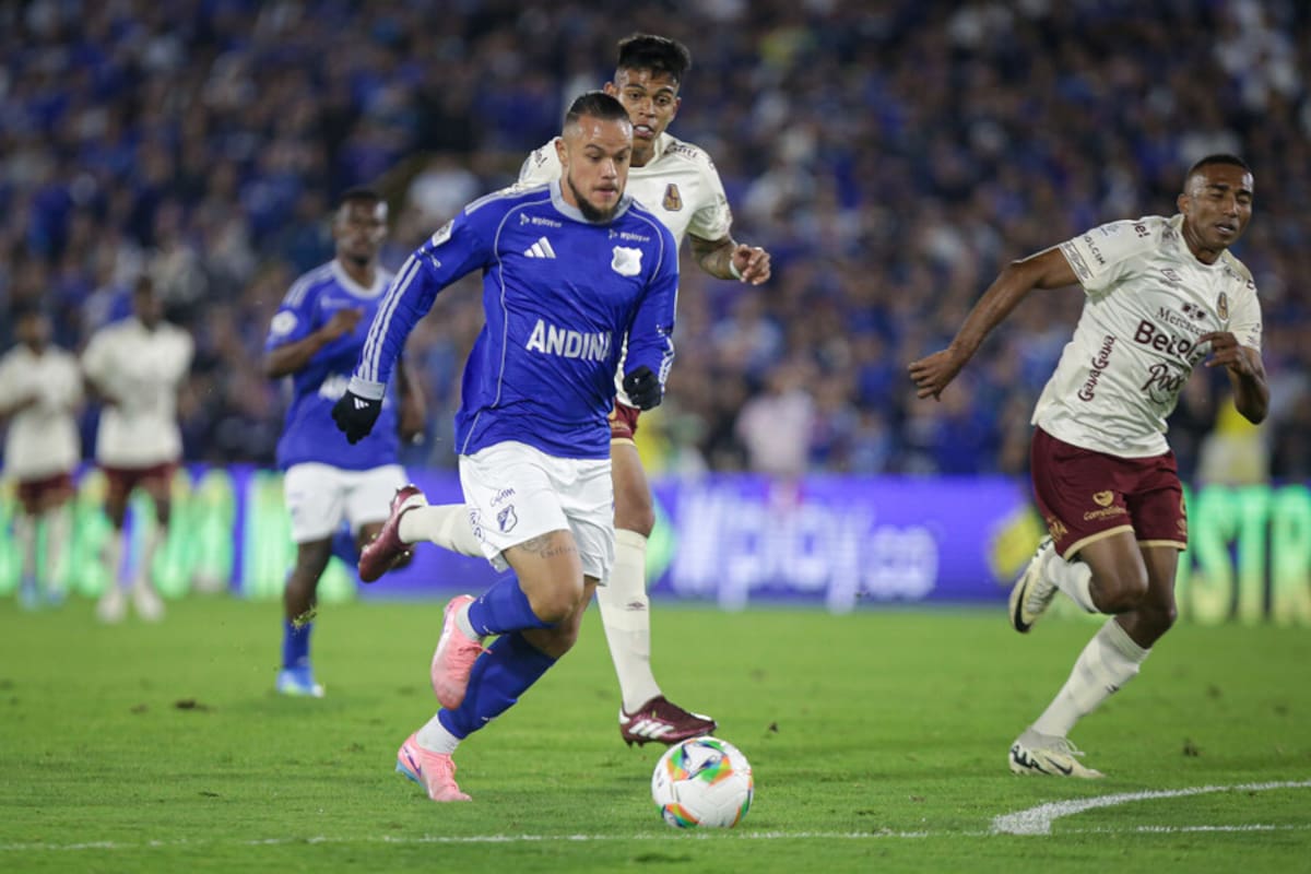Millonarios doblegó 2-0 a Tolima y se mantiene con opciones de clasificar a los cuartos de final de la Liga BetPlay I de 2026. Foto: Colprensa.