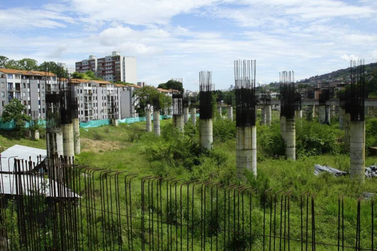 Se prevé que, al finalizar este año, habría una viabilidad técnica y financiera para la terminación del portal de PQP. Así las cosas, la ejecución de las obras arrancaría en 2019. (Foto: César Flórez / VANGUARDIA LIBERAL)