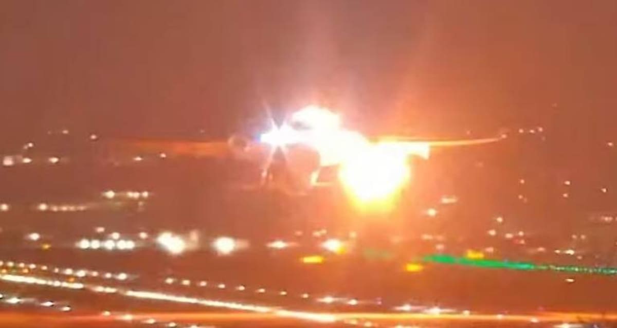 El incidente, registrado este domingo 29 de marzo en aeropuerto de Brasil, no provocó heridos y el avión pudo aterrizar a los pocos minutos.