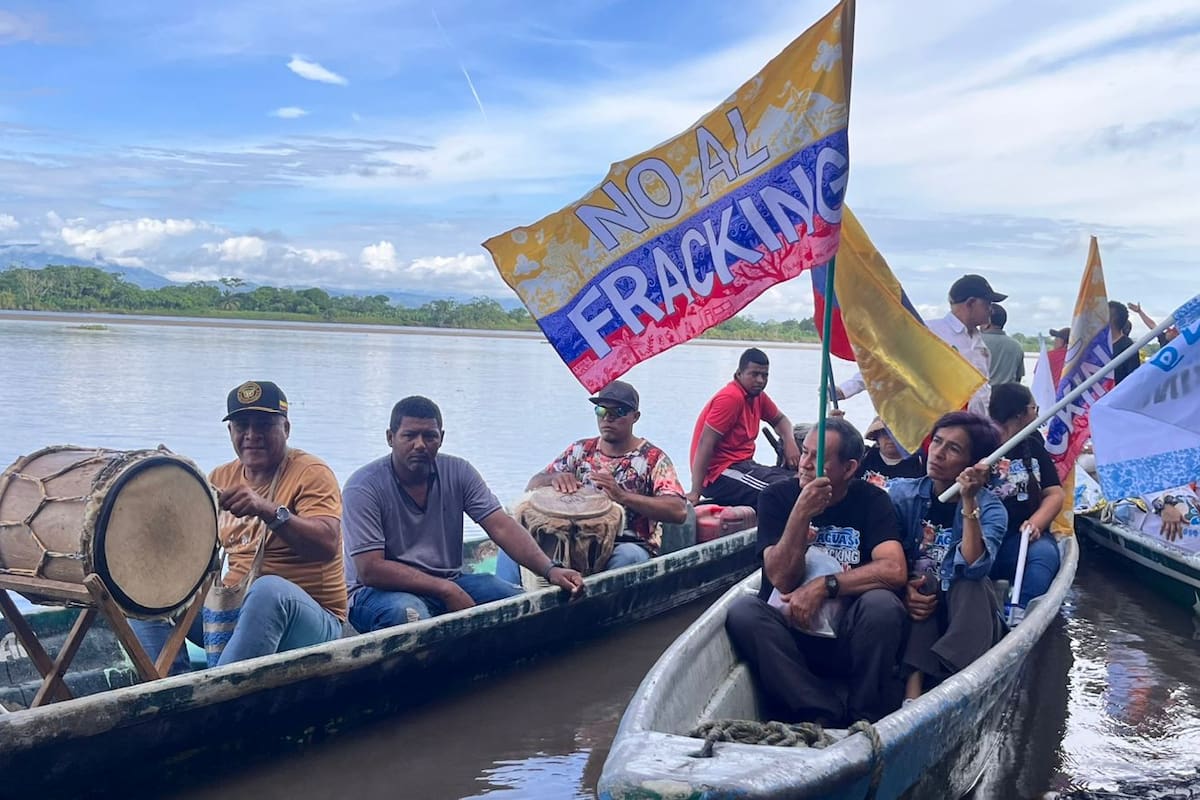 Con una caravana por el río Magdalena y una marcha por las principales vías de Puerto Wilches, organizaciones sociales y ambientales reiteraron su rechazo al fracking en el Magdalena Medio.
Lesly Cifuentes/Vanguardia