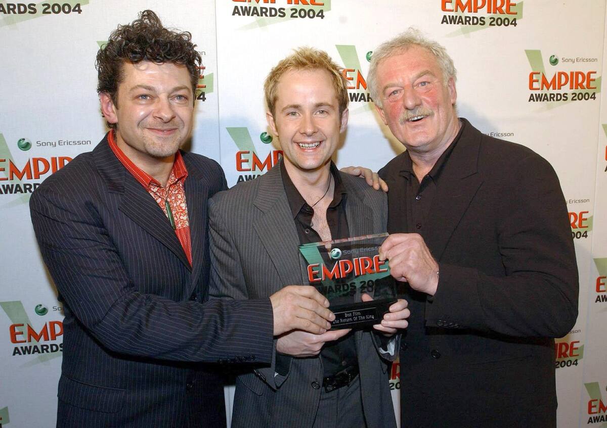 El actor Bernard Hill (D) junto a los intérpretes Andy Serkis (I) y Billy Boyd (C), en una imagen de archivo durante el estreno de "El Señor de los Anillos". EFE / VANGUARDIA