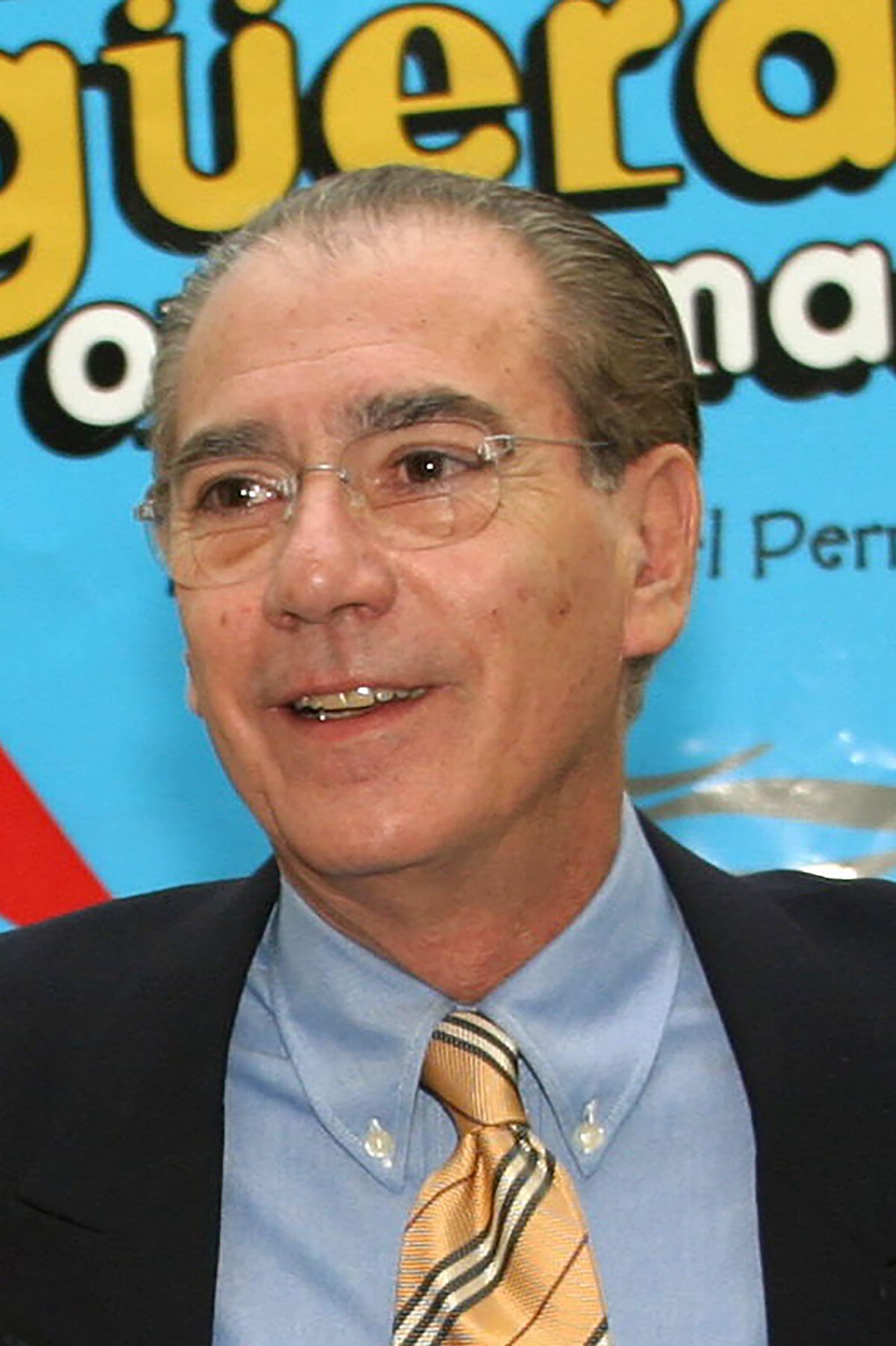 Fotografía de archivo del 7 de abril de 2005 que muestra al actor mexicano Otto Sirgo durante una rueda de prensa en Ciudad de México (México). EFE/Armando Mota