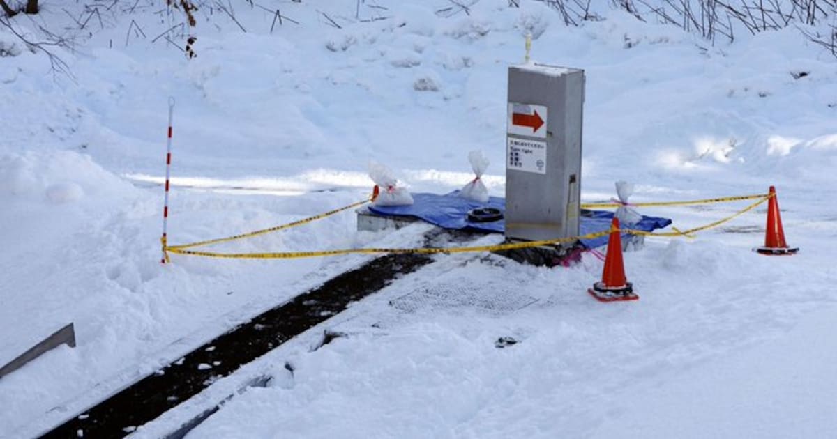 Un niño de cinco años muere tras quedar atrapado en un telesilla en un complejo turístico de Hokkaido.